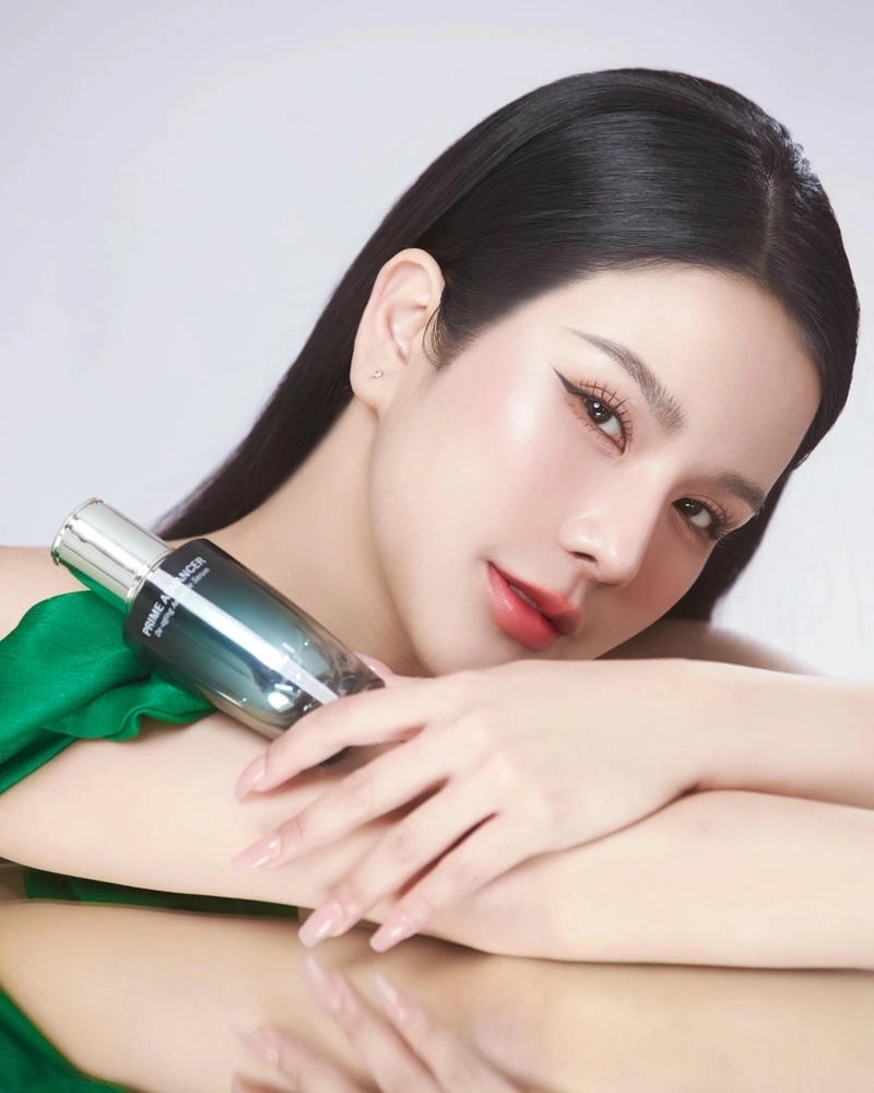 Soi lại Diệp Lâm Anh chưa thẩm mỹ