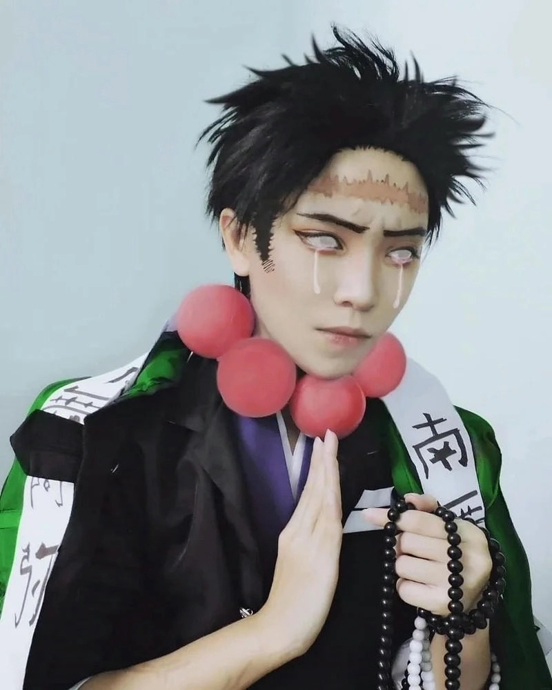 Tái hiện chân thật demon slayer gyomei cosplay