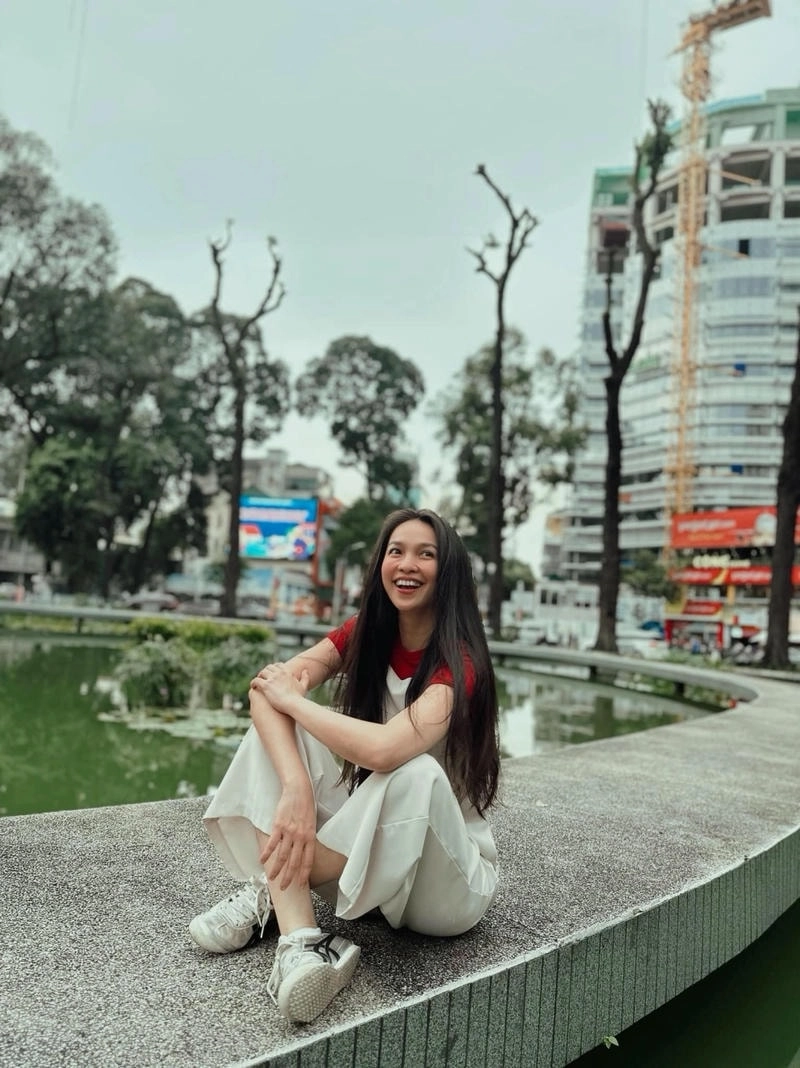 Hồn quê karaoke Hiền Thục mang âm hưởng dân ca