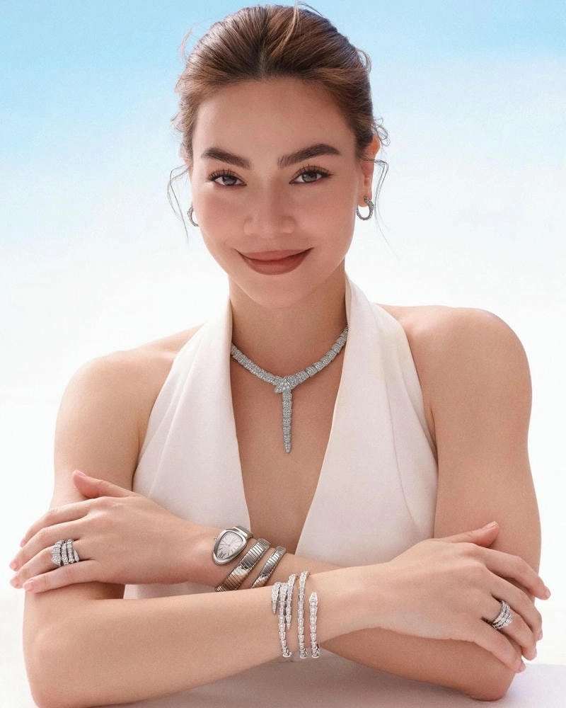 Thưởng thức playlist nhạc Hồ Ngọc Hà