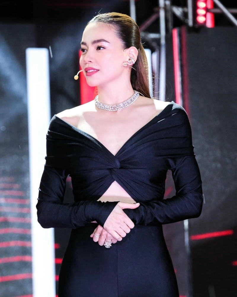 Hình ảnh Hồ Ngọc Hà ngày xưa đầy hoài niệm