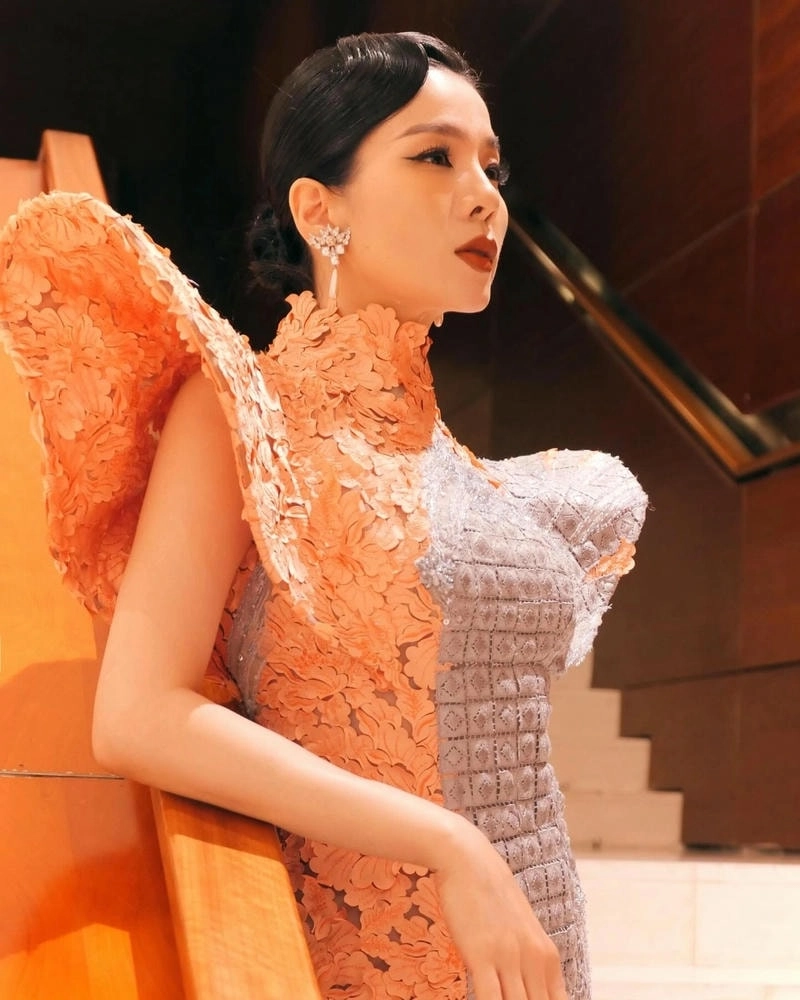 Say đắm giai điệu ca nhạc Lệ Quyên