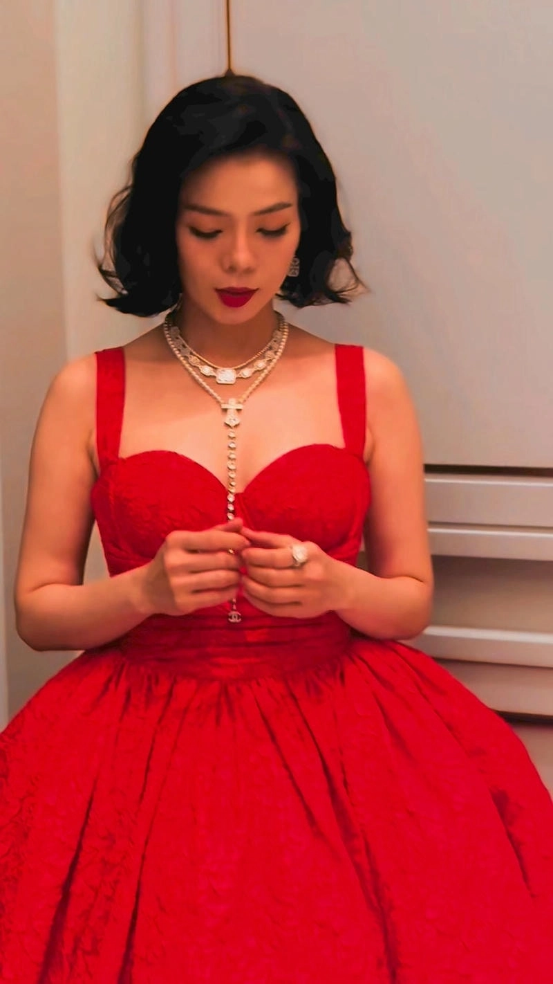 Lắng nghe Ngày mai người ta lấy chồng Lệ Quyên