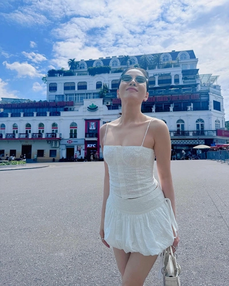 Chuyện đời tư chồng cũ Lệ Quyên gây chú ý