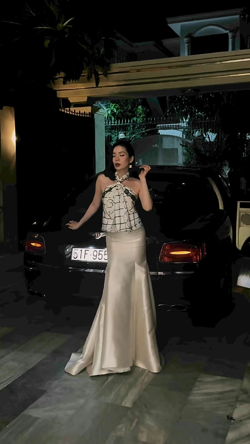 Thăng hoa cảm xúc với Lệ Quyên live