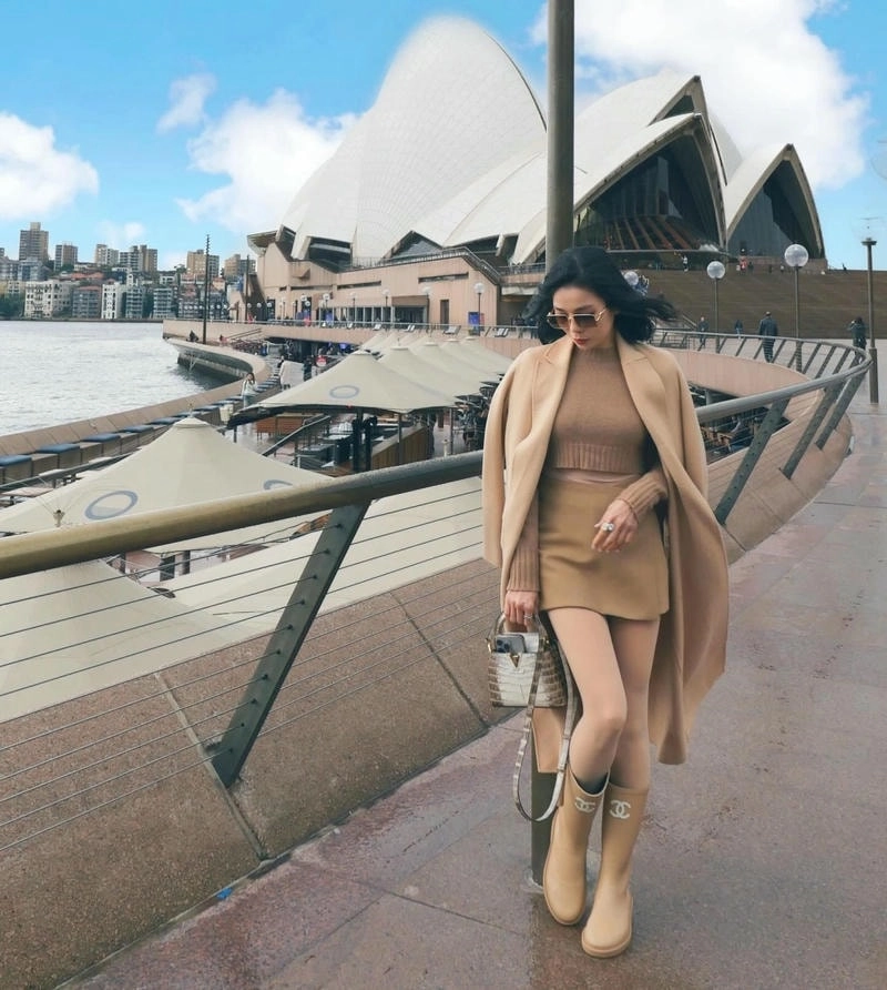 Tiếc nuối qua lời bài hát Lệ Quyên Nếu như ngày đó