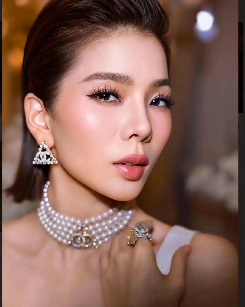 Tình buồn qua lời bài hát Lệ Quyên Ai khổ vì ai