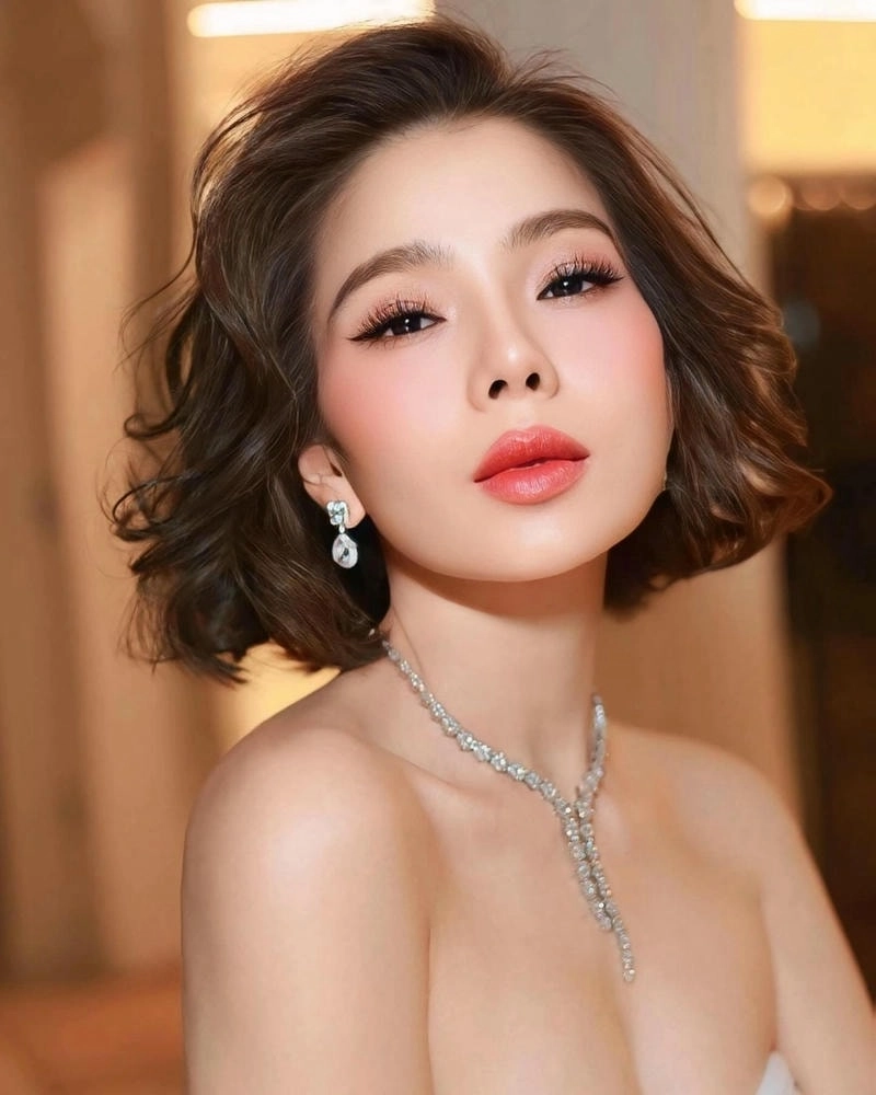 Cảm xúc đầu năm qua lời bài hát Lệ Quyên Câu chuyện đầu năm