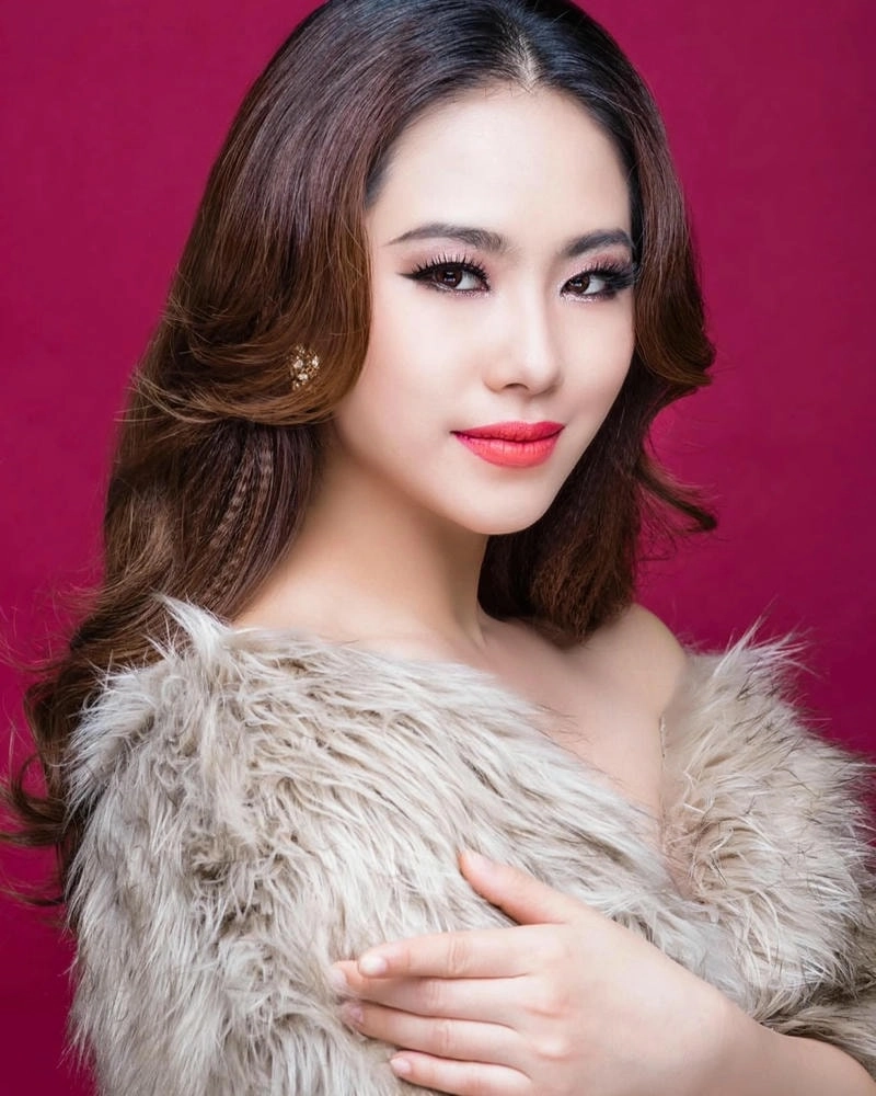 Chi tiết lời bài hát Lương Bích Hữu Em Yêu Anh