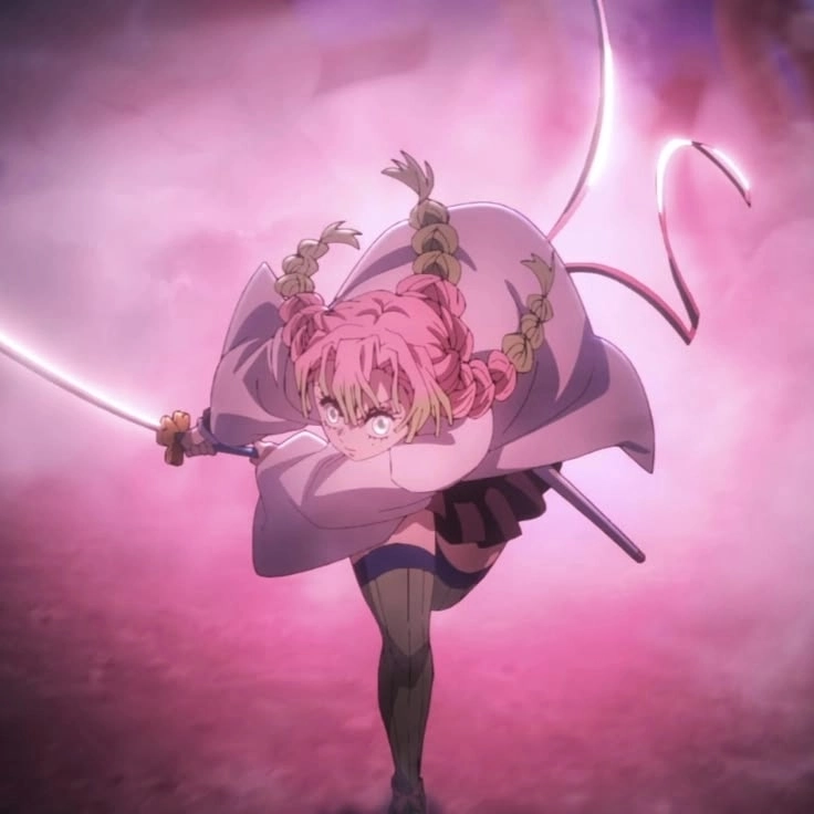 Góc ảnh kanroji mitsuri cosplay đẹp mê