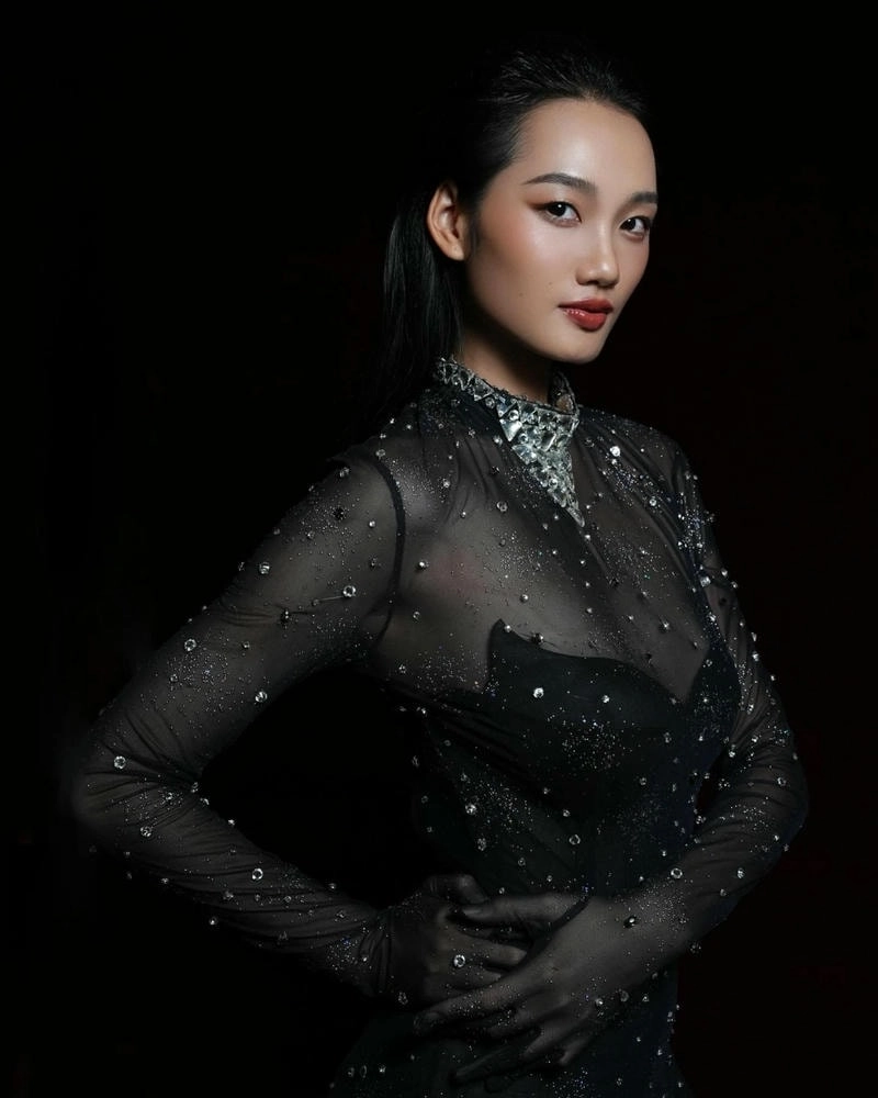 Nguyễn Quỳnh Anh model có thần thái và phong cách riêng