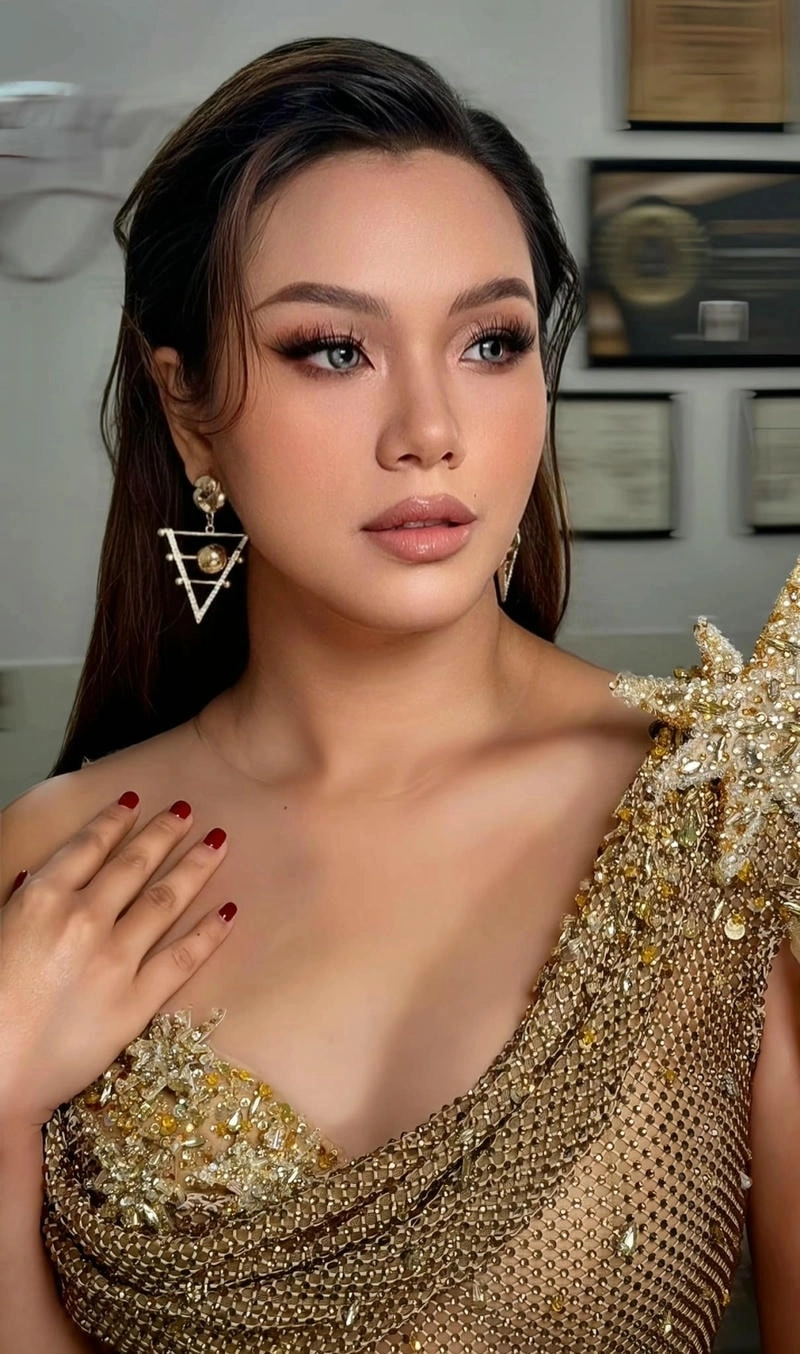 Đọc lời bài hát Phương Vy Giận anh