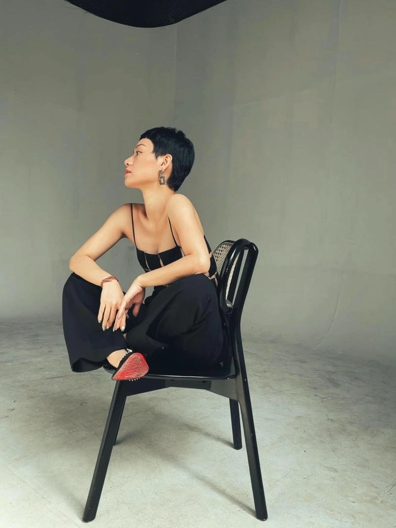 Trà My Idol tóc dài đẹp dịu dàng