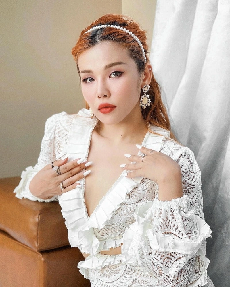 Ca sĩ Trương Thảo Nhi sinh năm bao nhiều fan tò mò
