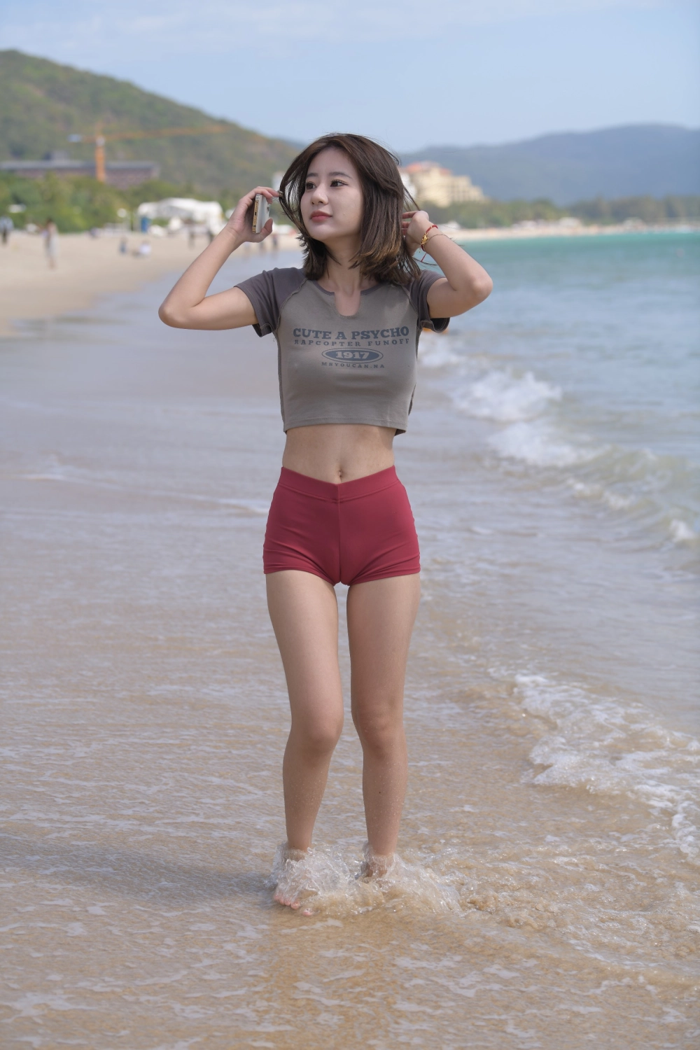 Vẻ đẹp nóng bỏng của Anonymous khiến tim người loạn nhịp