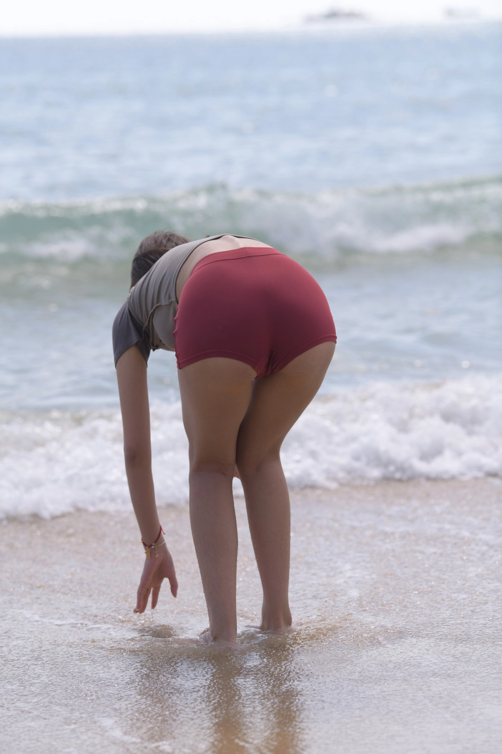 Anonymous tỏa sáng với phong cách sexy đầy táo bạo