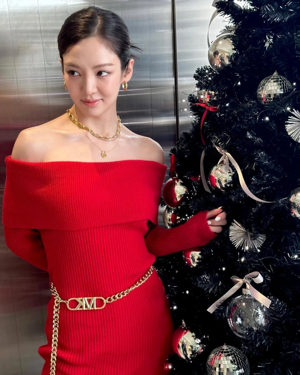 Mỗi khoảnh khắc của Hyoyeon đều toát lên vẻ gợi cảm khó quên