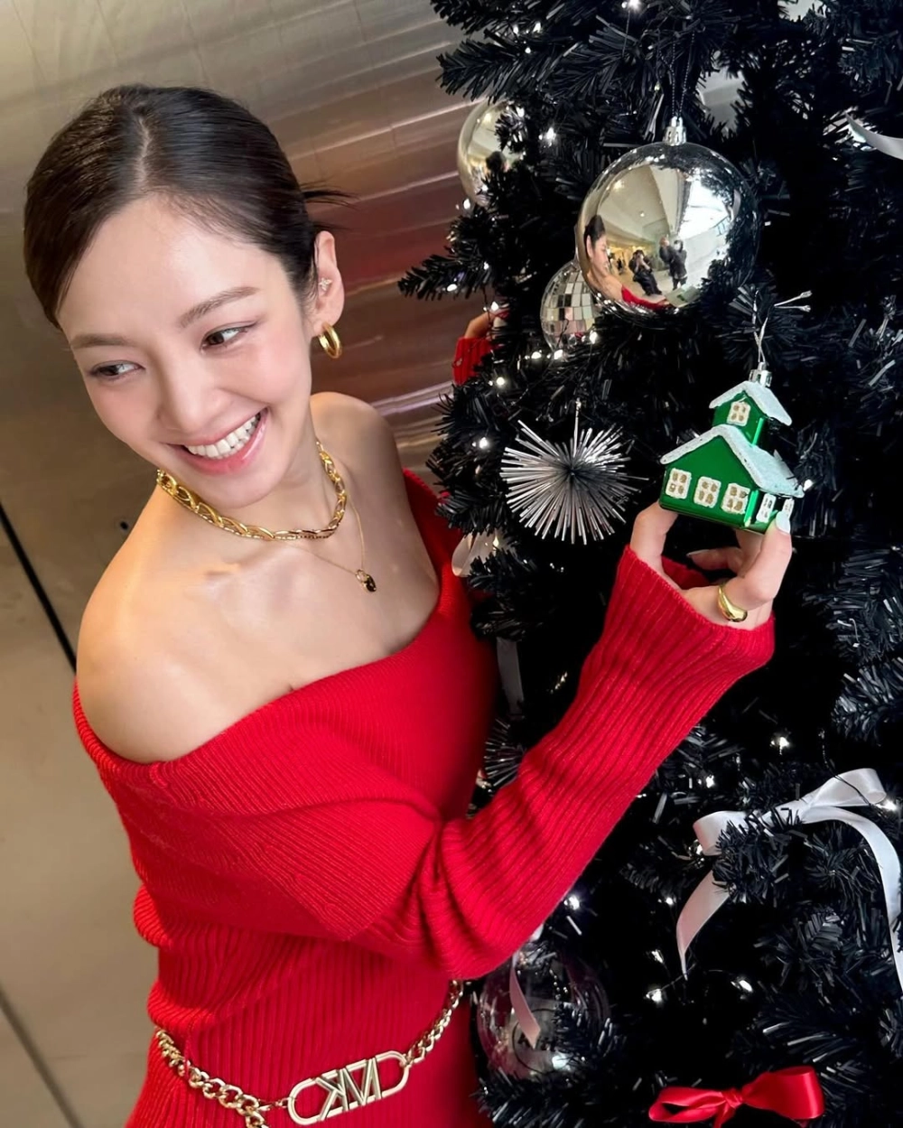 Hyoyeon là biểu tượng của sự quyến rũ và sức hút nóng bỏng