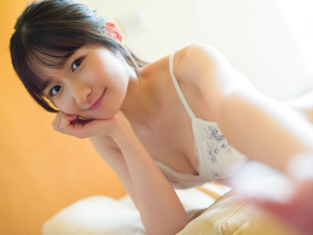 Nụ cười quyến rũ của Kotori Kaiga khiến trái tim rung động