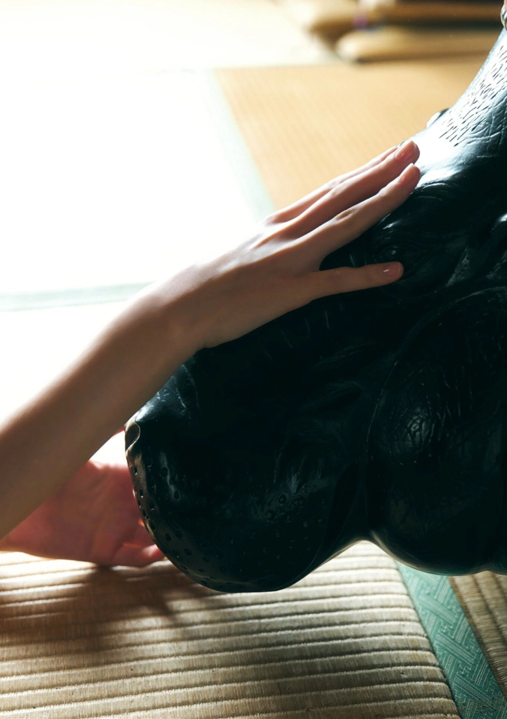 Ike-chan khoe đường cong hoàn hảo khiến mạng xã hội bùng nổ