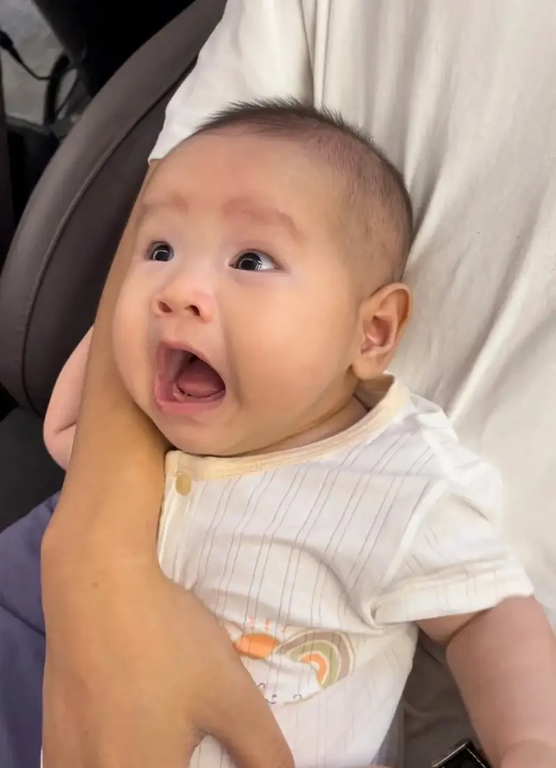 Hoảng sợ meme thu hút giới trẻ