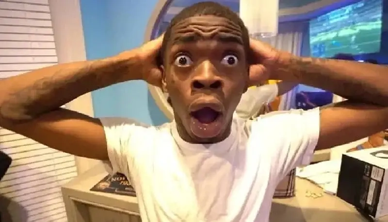 Meme mặt hoảng hốt gây sốc mạng