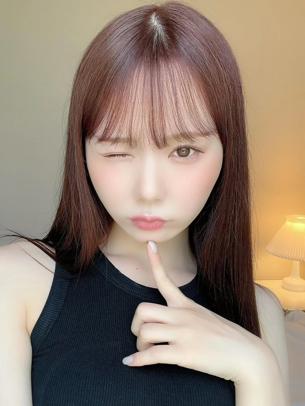 Miru Sakamichi gợi cảm trong từng khung hình đầy mê hoặc