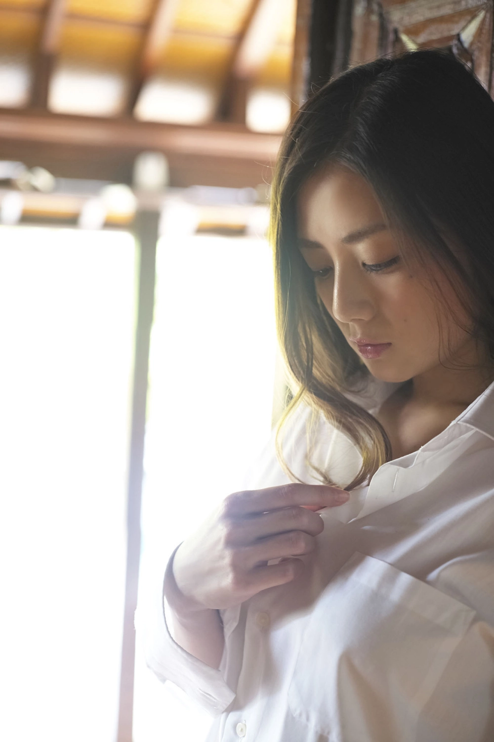 Vẻ đẹp gợi cảm của Moemi Katayama làm trái tim người xem loạn nhịp