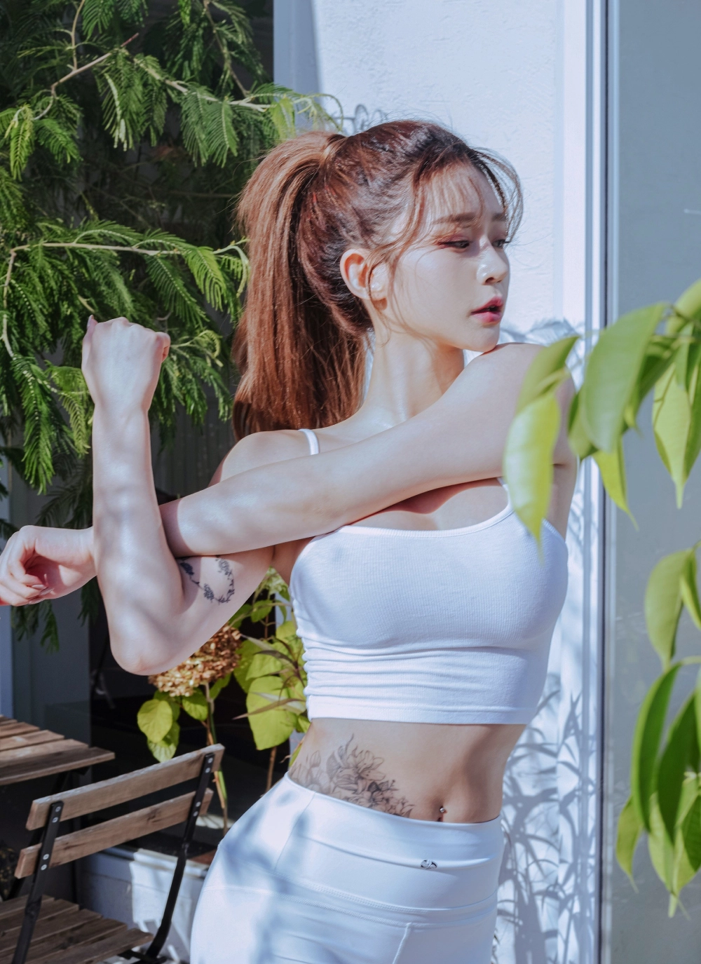 Rahee đầy mê hoặc trong từng khoảnh khắc nóng bỏng