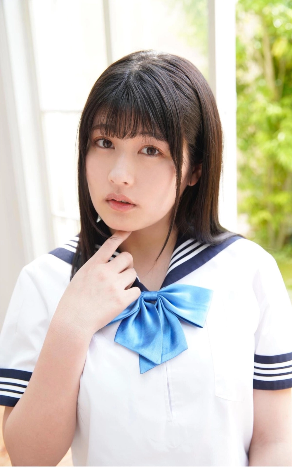 Yoshino Chitose tự tin phô diễn vóc dáng nóng bỏng trong từng khung hình