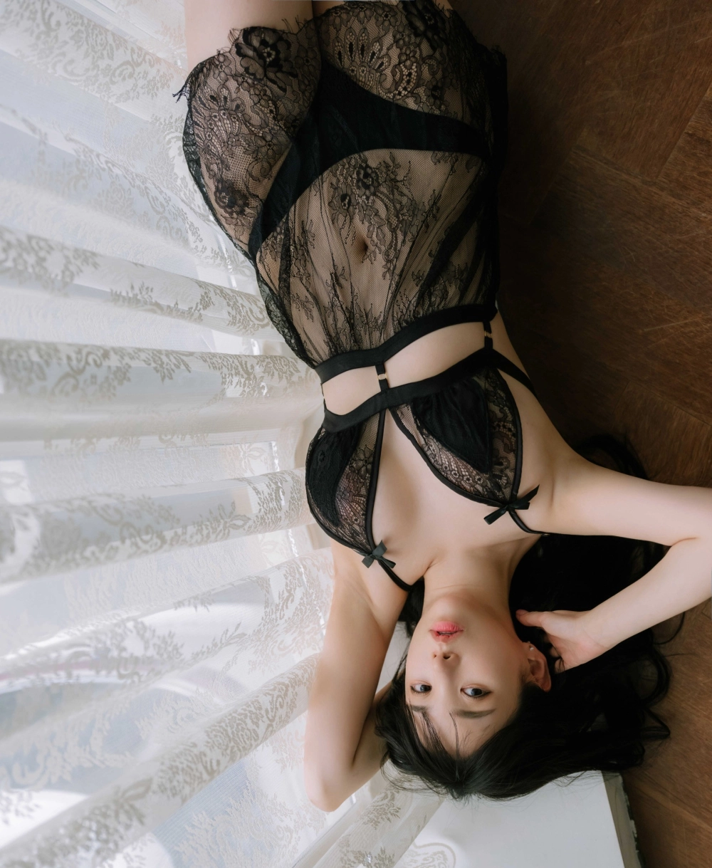 Sức hút nóng bỏng của YURI khiến fan say đắm