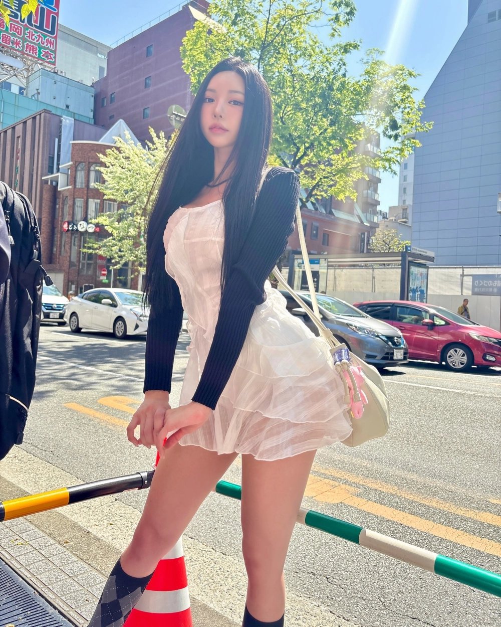 Ai tạo ảnh sex chân thực quyến rũ mê hoặc