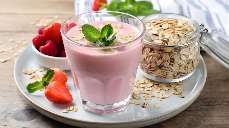 Sinh tố yến mạch protein no cả buổi sáng